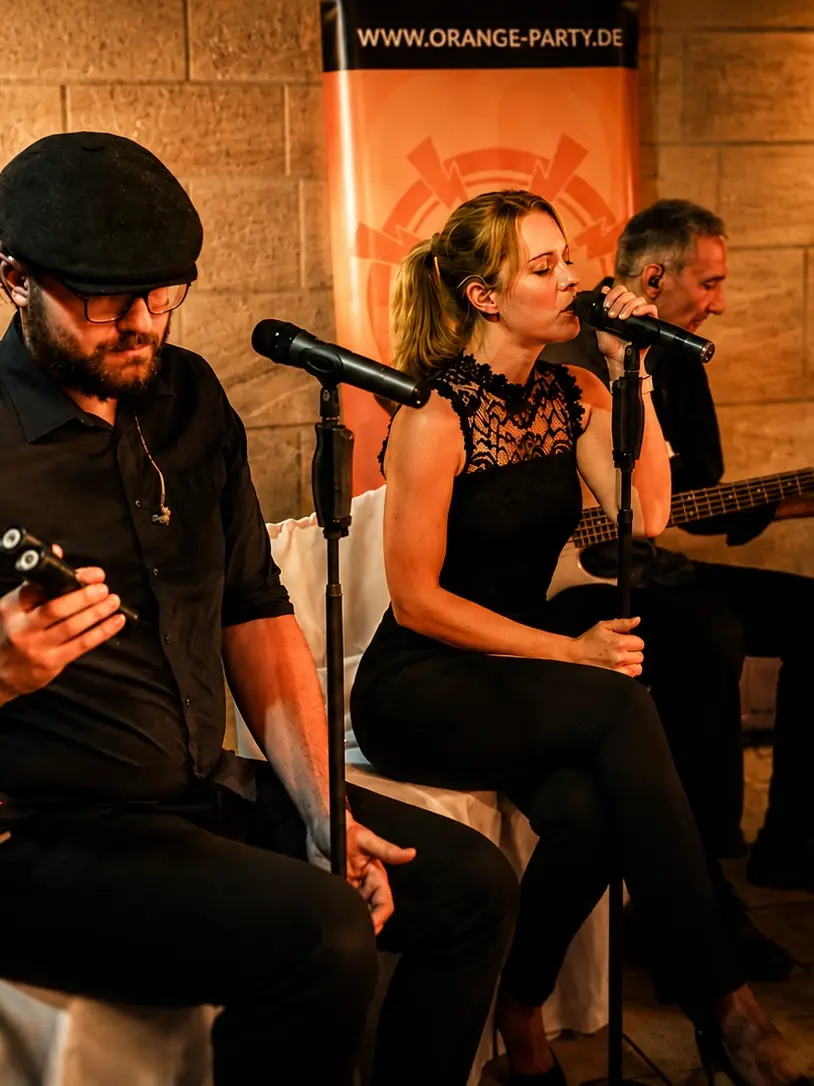Hintergrundmusik zum Dinner mit Band für Hochzeiten
